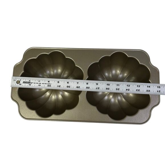 Nordic Ware The Great Pumpkin Pan Aluminum Bundt Cake Mold 10 Cup Thanksgiving - Picture 13 of 13